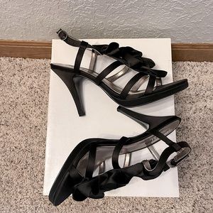 Black dress heels by Unlisted